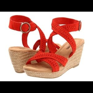 Minnetonka 'Haley' Suede Wedges