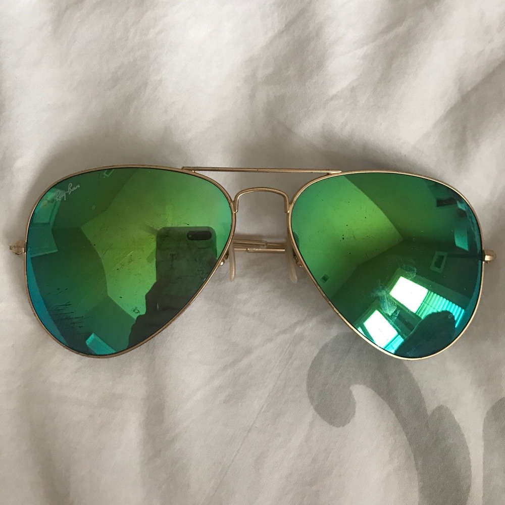 AUTHENTIC GREEN FLASH RAYBAN AVIATOR