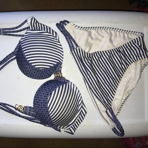 Victoria's Secret Add 2 cups Swimsuit 32A Small