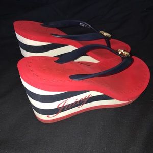 JUICY COUTURE SIZE 6 WEDGES
