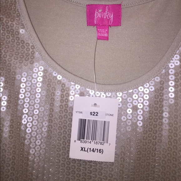 Girls top with ruffle/sequins NWT - Picture 2 of 3