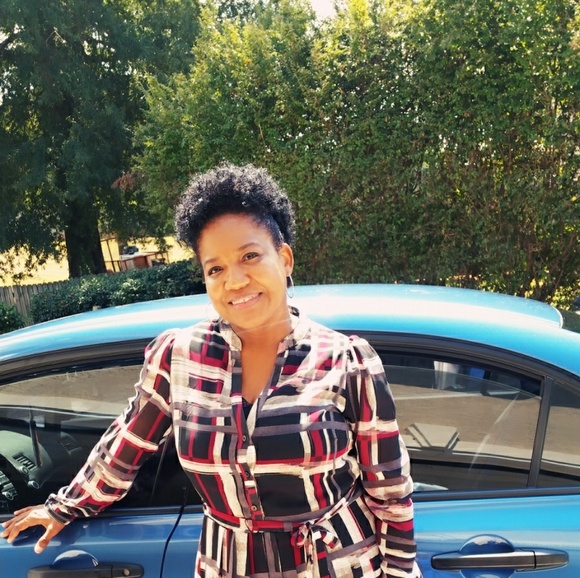 Meet your Posher, Veronica - Picture 2 of 2