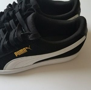 Puma sneakers
