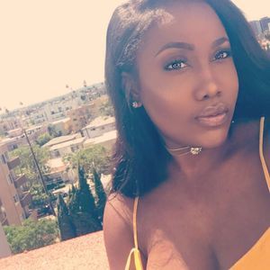 Meet your Posher, Daphne