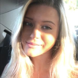 Meet your Posher, Jeni