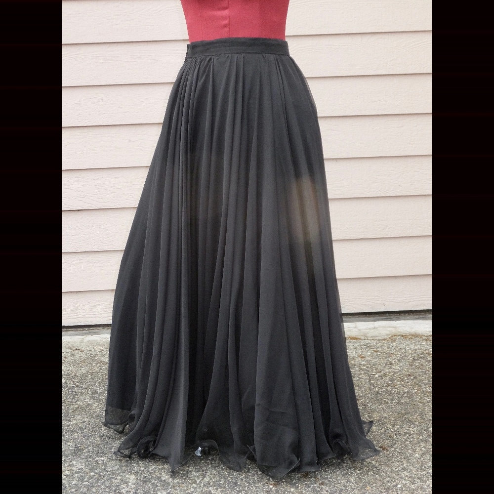 Black prom skirt