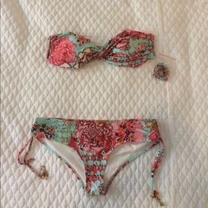 NWOT OndadeMar cheeky bikini