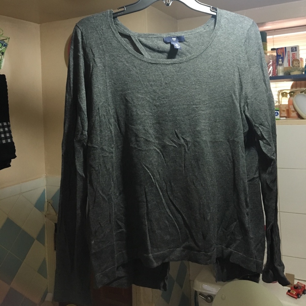 Slit back grey sweater