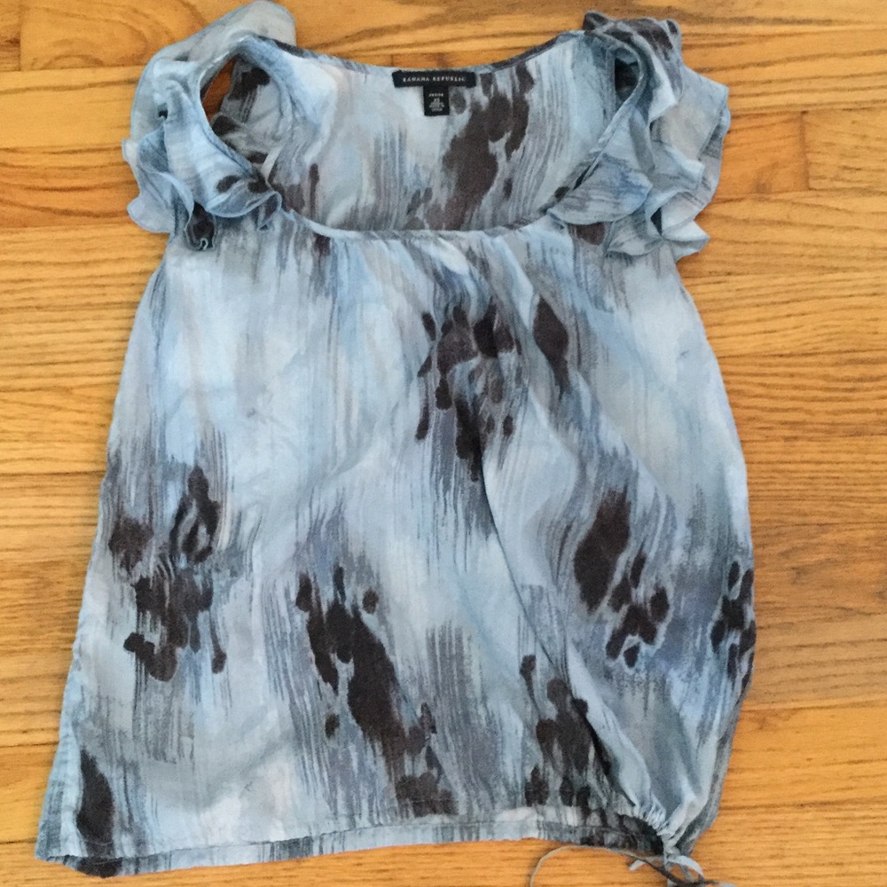 Banana Republic 100% silk blouse