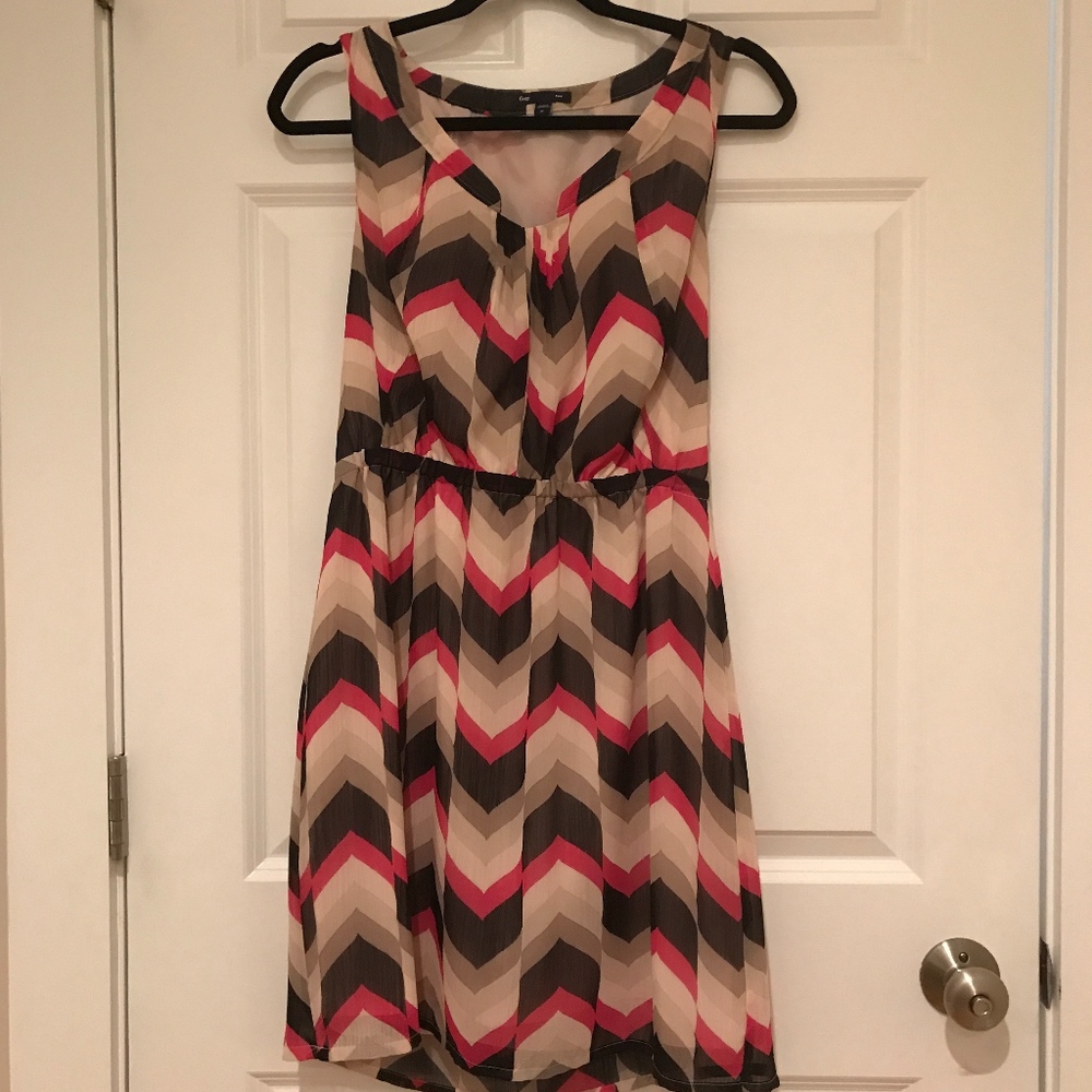 Gap- M Beautiful Summer Dress- NWOT Cond.