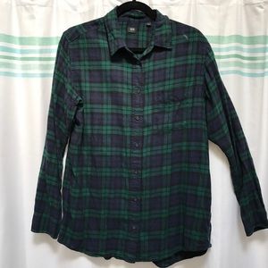 UNIQLO Green and Navy Plaid Flannel Shirt - L