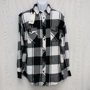 NWT Straight Faded XL Plaid Flannel Button Down