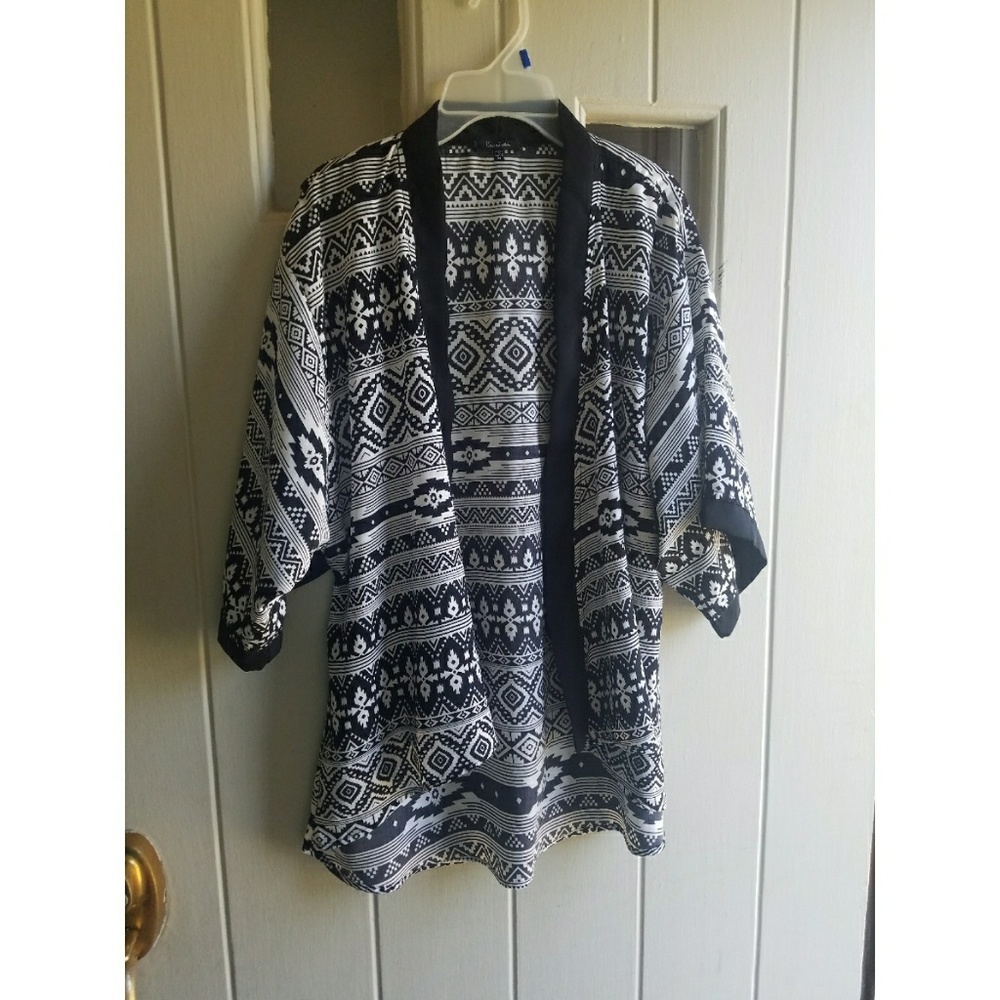 Aztec Print Kimono!!