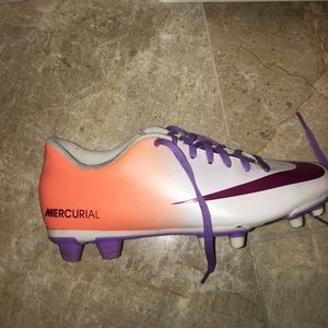 Nike mercurial soccer cleats