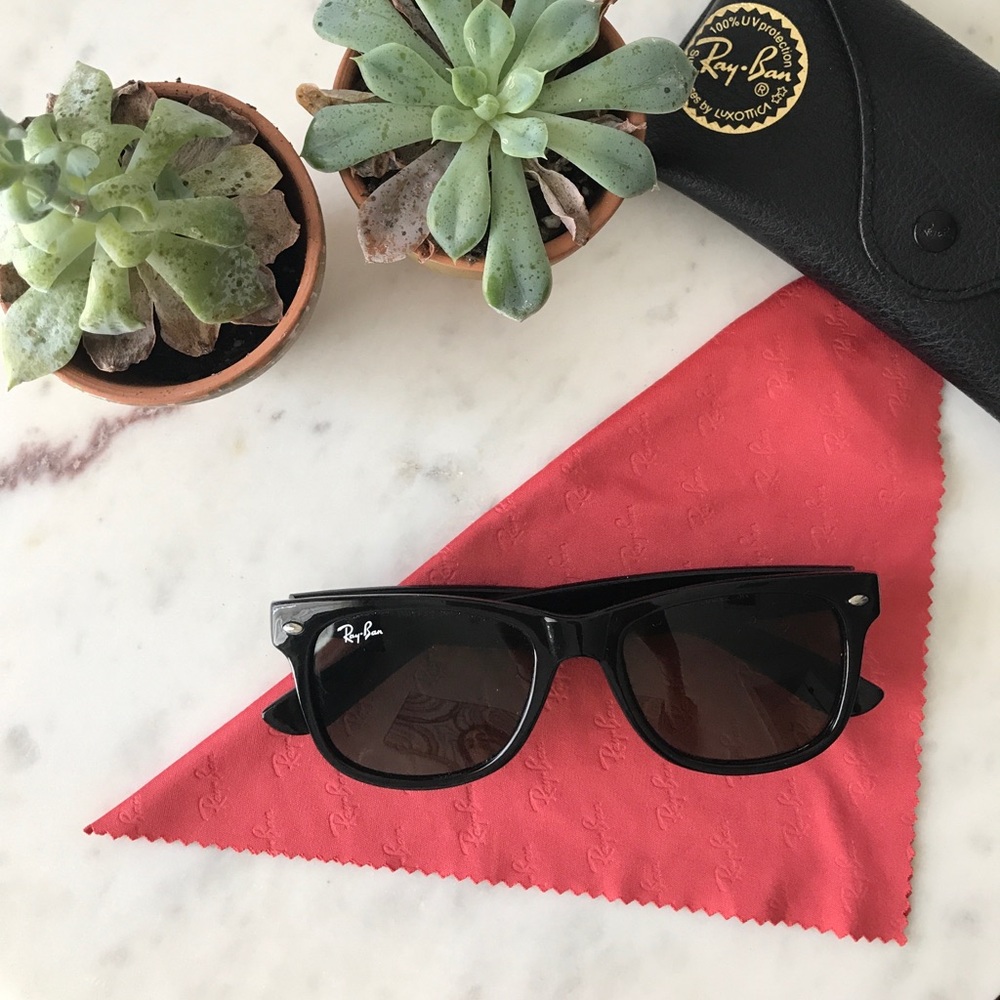 Ray-Ban Wayfarer® Sunglasses