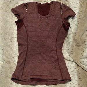 Lululemon maroon star running top