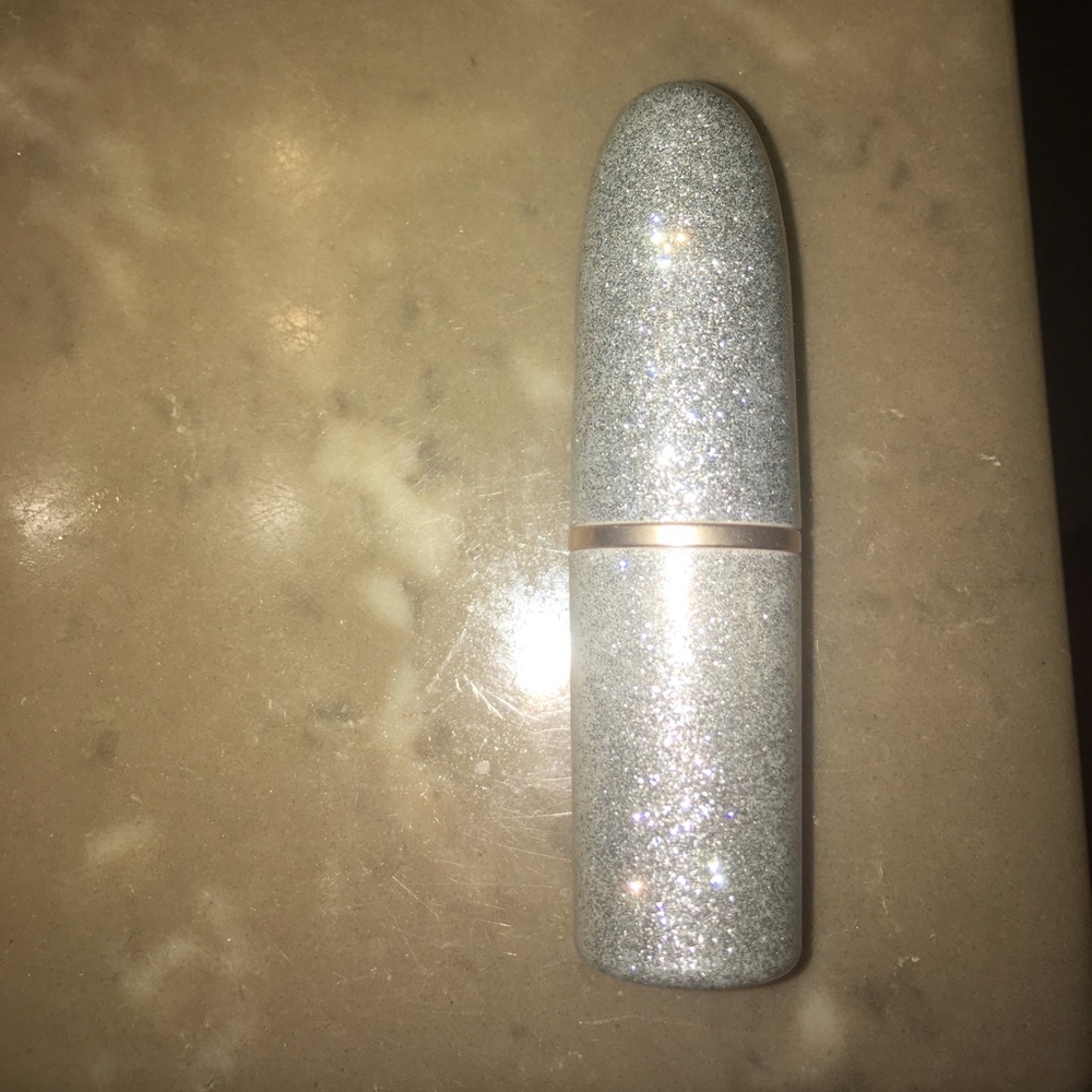 MARIAH CAREY FOR MAC LIPSTICK IN DAHHLINGGG