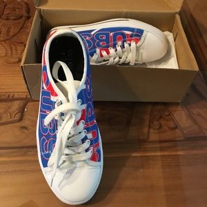 Cubs gym shoes