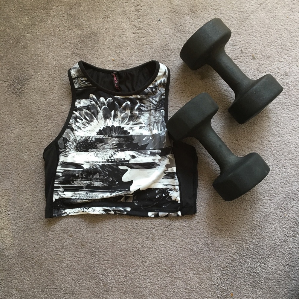 Betsy Johnson crop top