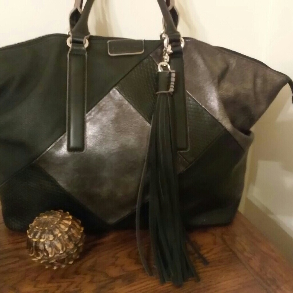 Beautiful David Jones handbag