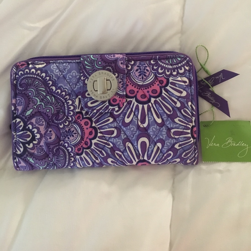 Vera Bradley large wallet nwt