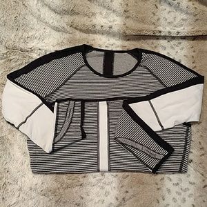 Reversable Lululemon sweater