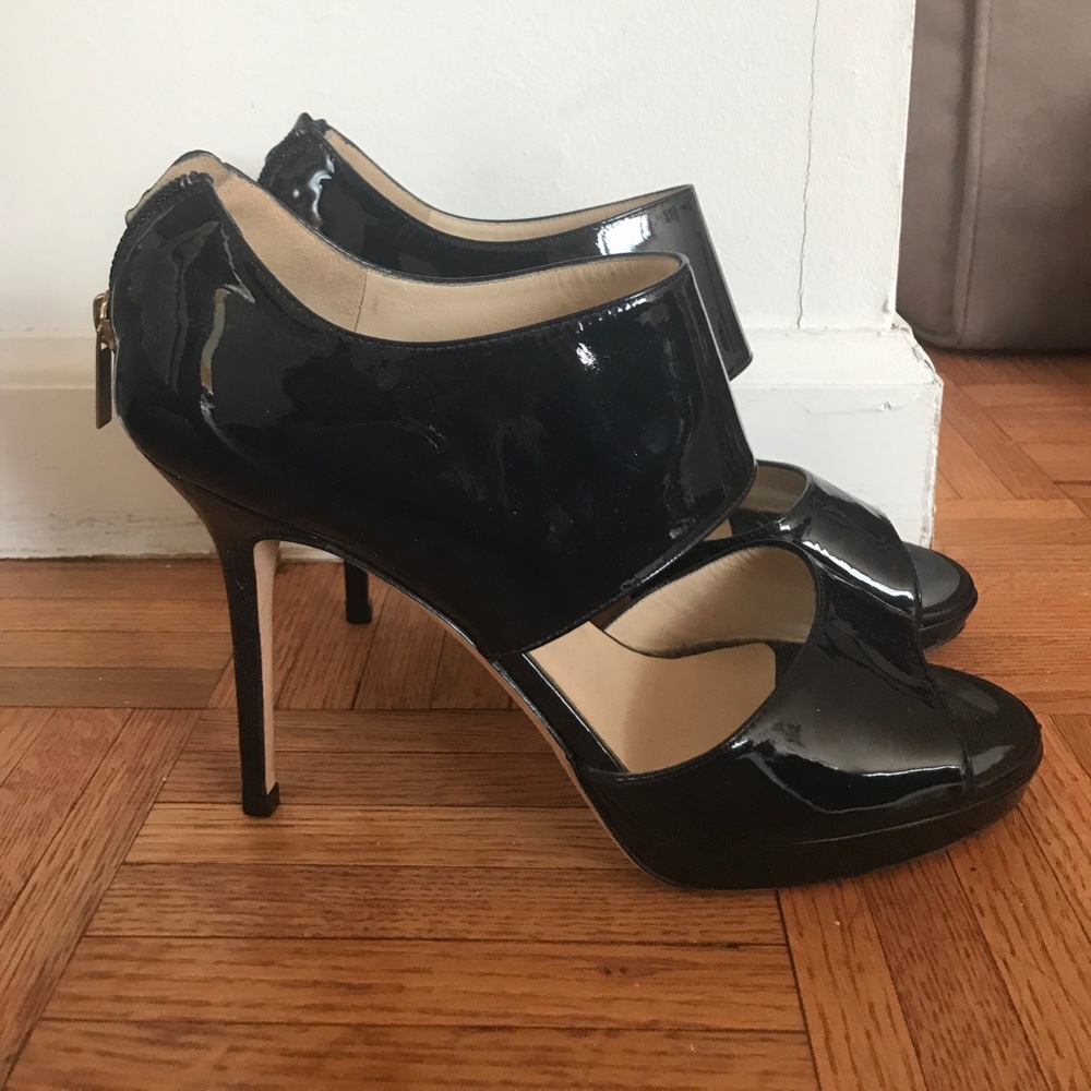 Jimmy Choo Navy Patten Leather heels - Picture 3 of 4