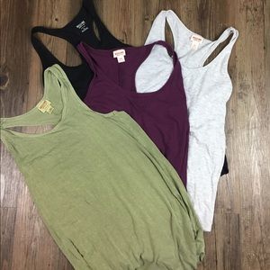 Mossimo tank top bundle