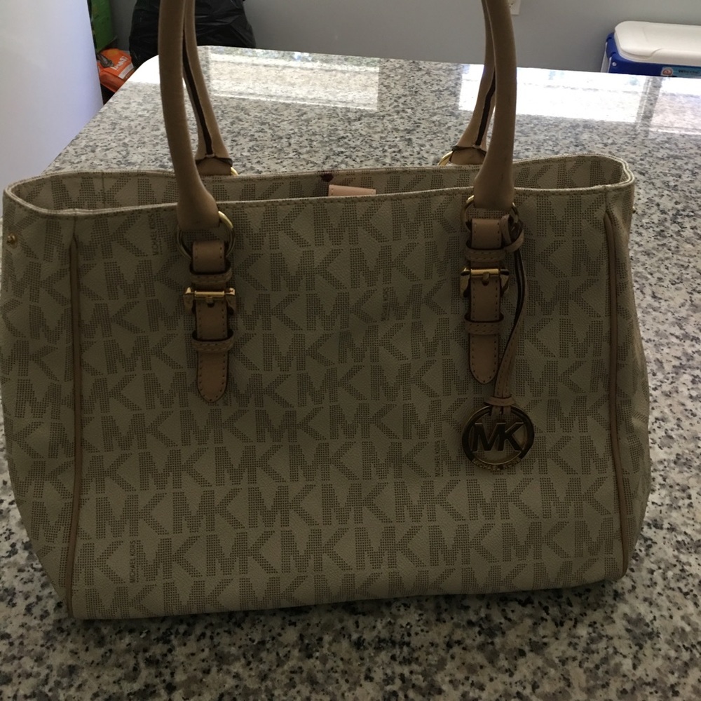 Authentic Michael Kors Satchel