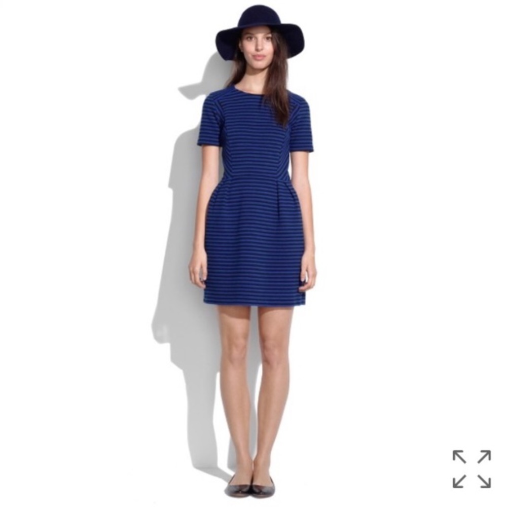 Madewell Gallerist Ponte Dress in blue and black