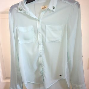 HOLLISTER SIZE XS WOMEN'S BUTTON DOWN BLOUSE