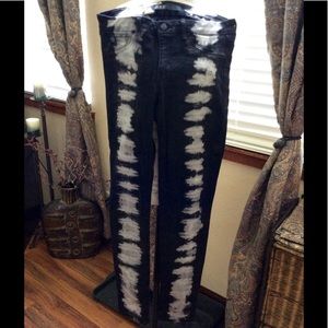 Super Skinny Distressed Jeans "30" Waist = Size 10
