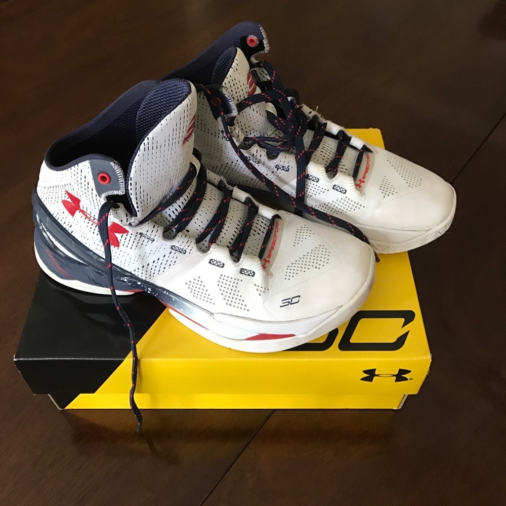 Under Armour SC Basketball shoes