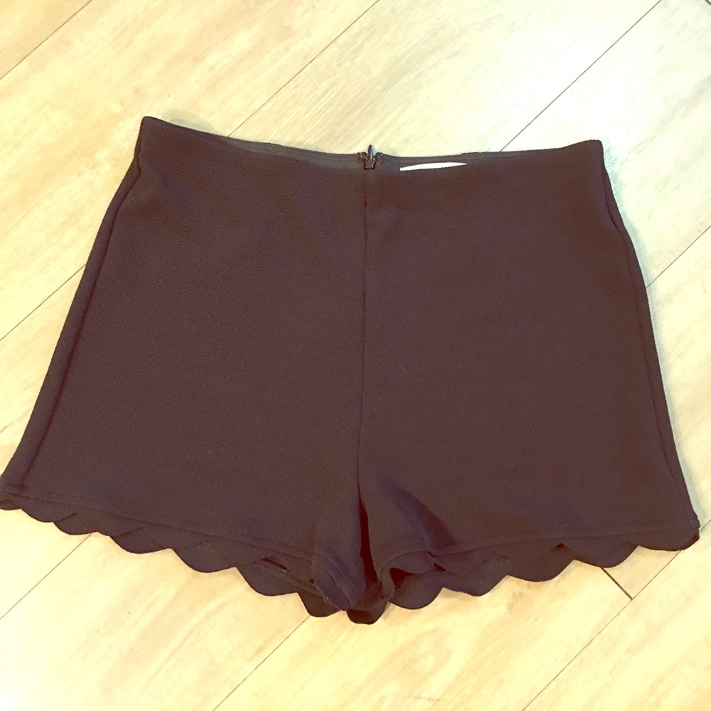 High Waisted Scalloped Shorts