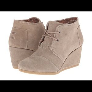 Never worn Toms suede desert wedges in taupe. 8.5