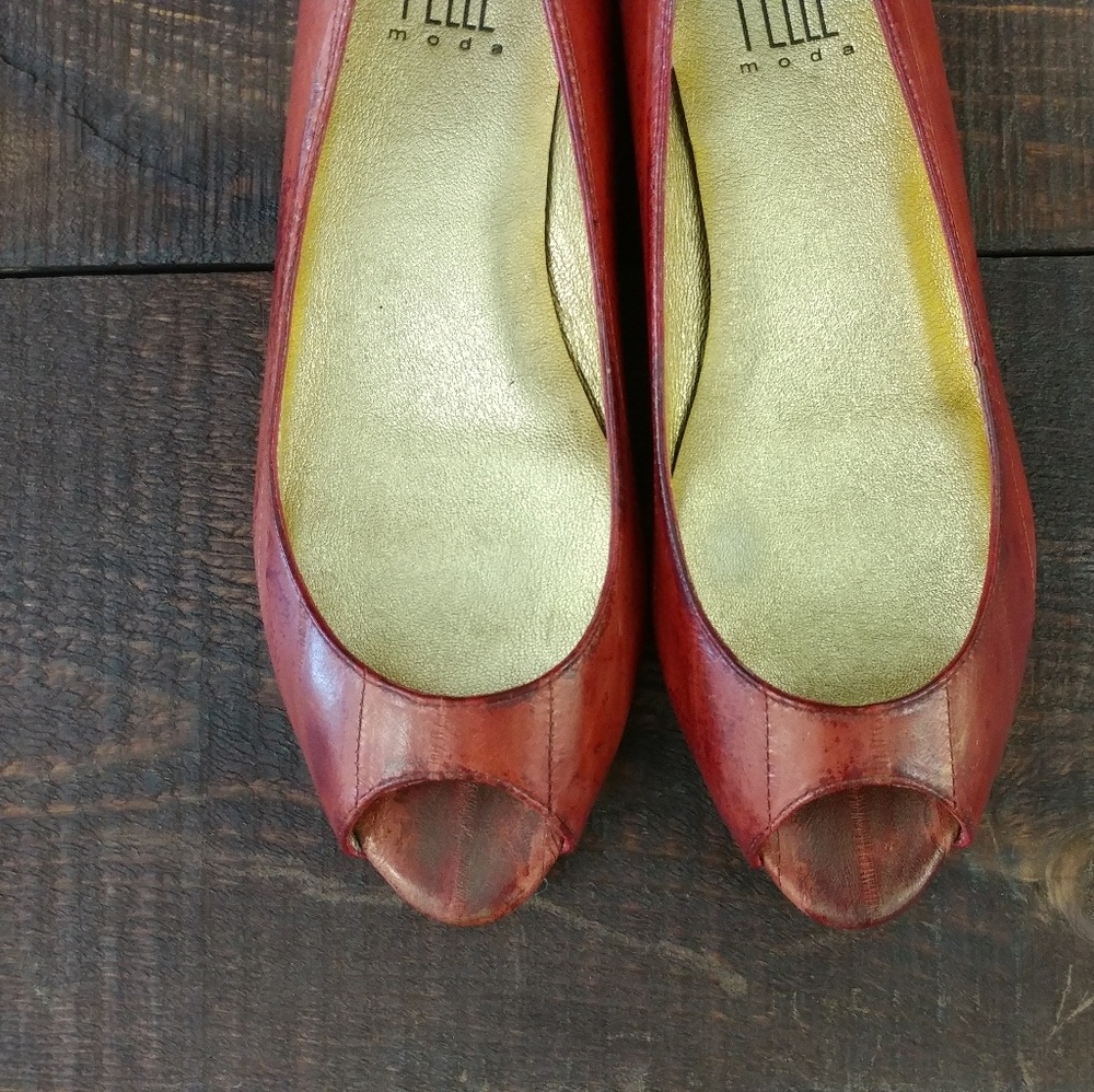 Pelle Moda Youth all leather peeptoe flats