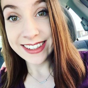 Meet your Posher, Zoe