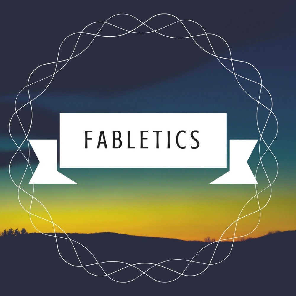 FABLETICS CLOTHING