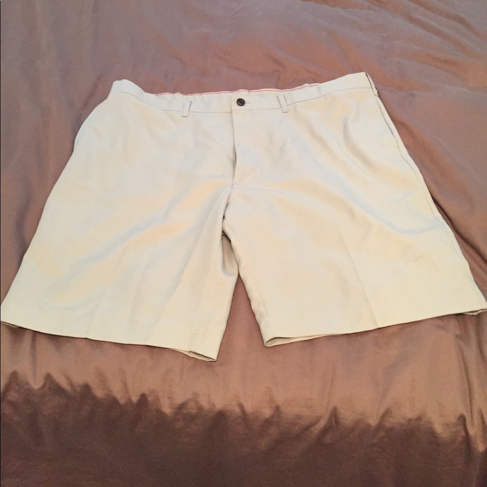 Brand new Haggar H26 shorts