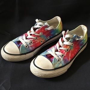 Youth Converse