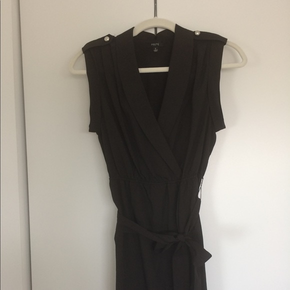 Black Slim Collared Tie Waist Dress - Picture 3 of 4