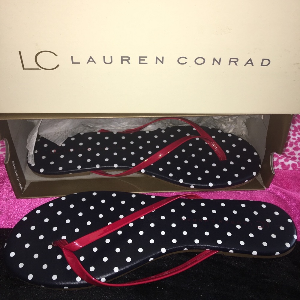 Designer LC Lauren Conrad sandals