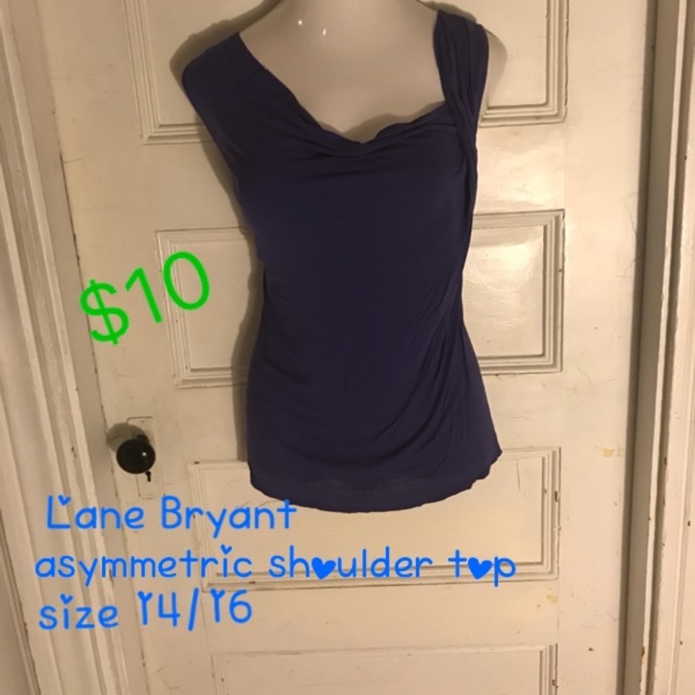 Unique drape neck top 14/16