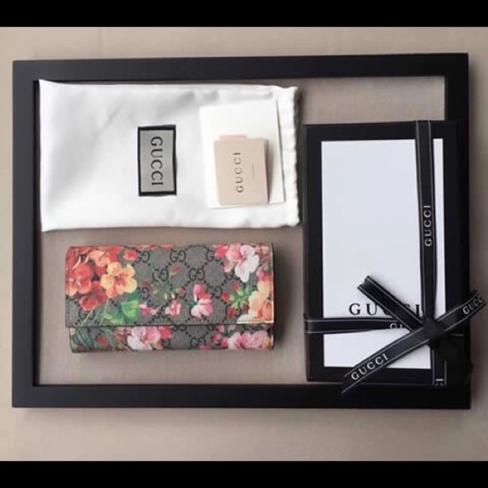 Gucci Blooms Wallet