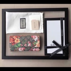 Gucci Blooms Wallet