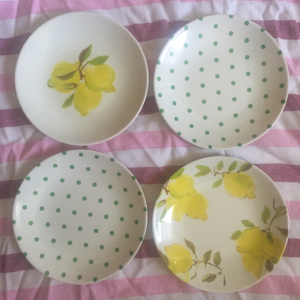 Set of Kate Spade lemon dishes. 🍋 must go now!