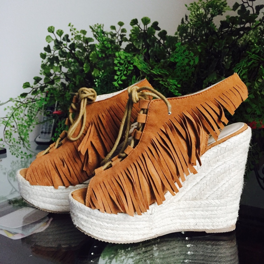 Brand New  Tribal Wedge