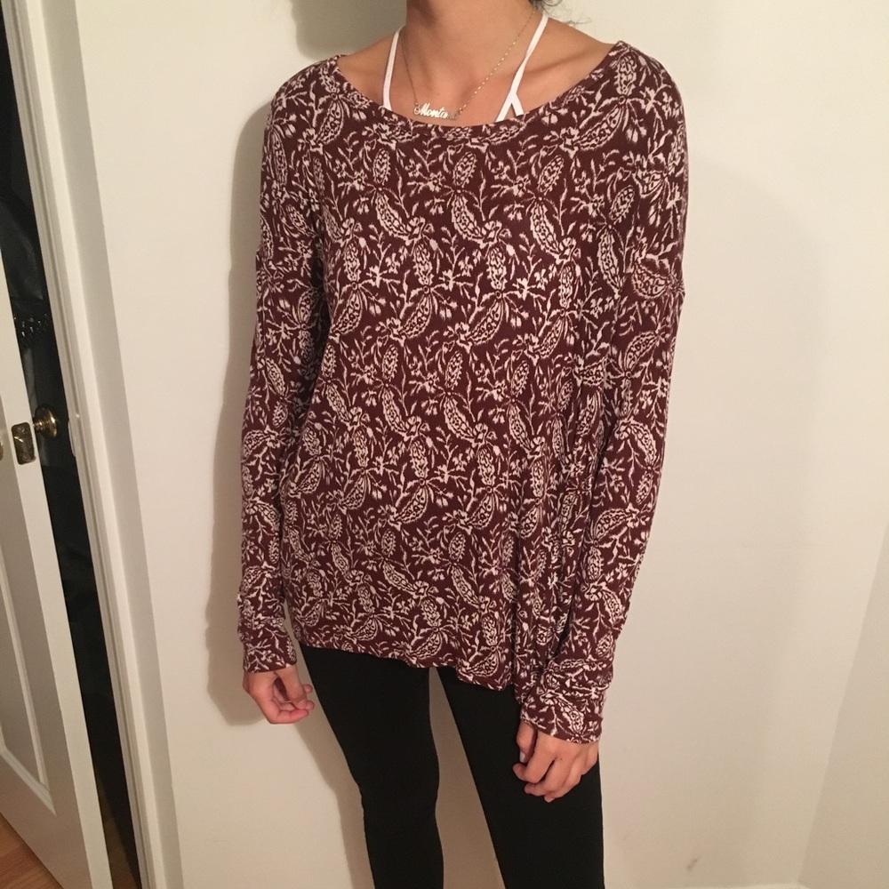 Long sleeve floral pattern tee