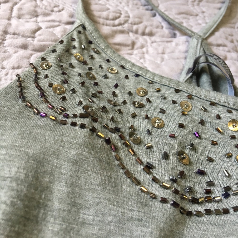 Tank top - Picture 2 of 3