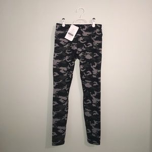 NWT Camo Leggings